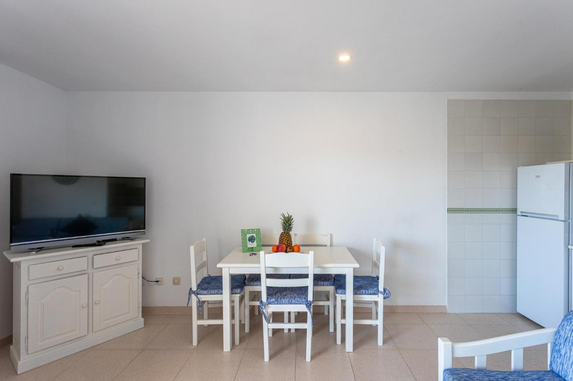 Apartamentos Es Dolc Colonia de Sant Jordi Екстер'єр фото