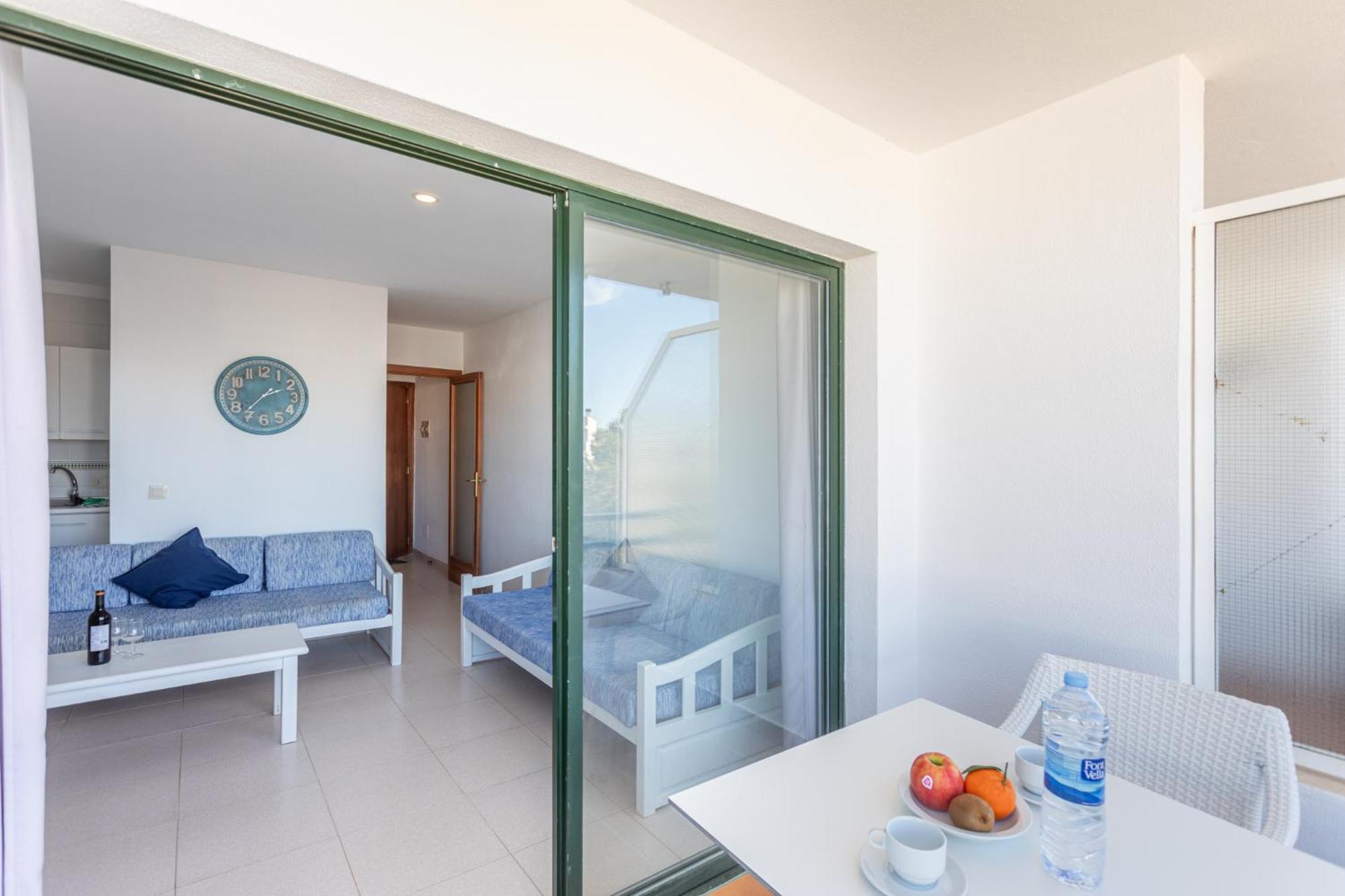 Apartamentos Es Dolc Colonia de Sant Jordi Екстер'єр фото